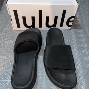Lulu restfeel slides size 10